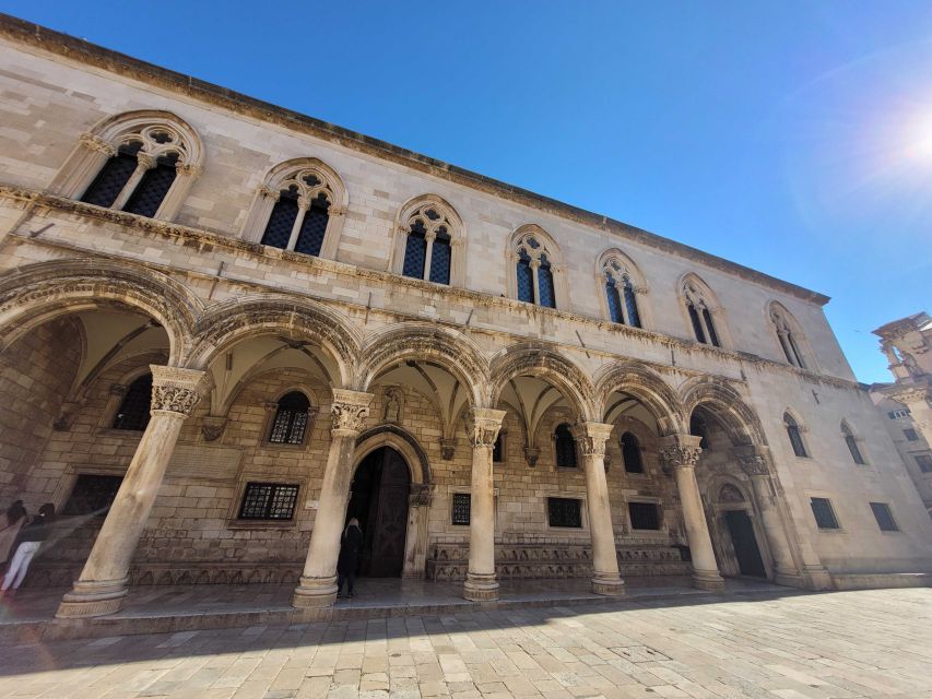 Dubrovnik: Old Town Highlights Tour with Audio Guide - Key things to know before you go