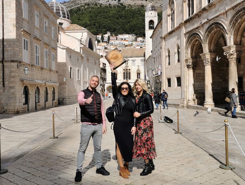Dubrovnik: Old Town History Outdoor Escape Game - Starting at Rector’s Palace, Meeting Iva Pavic and the Mission Book