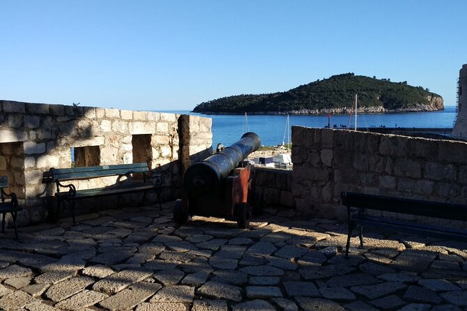 Dubrovnik Old Town: Small-Group Walking Tour With A Local - The walk itself: Dubrovnik Old Town stop by stop