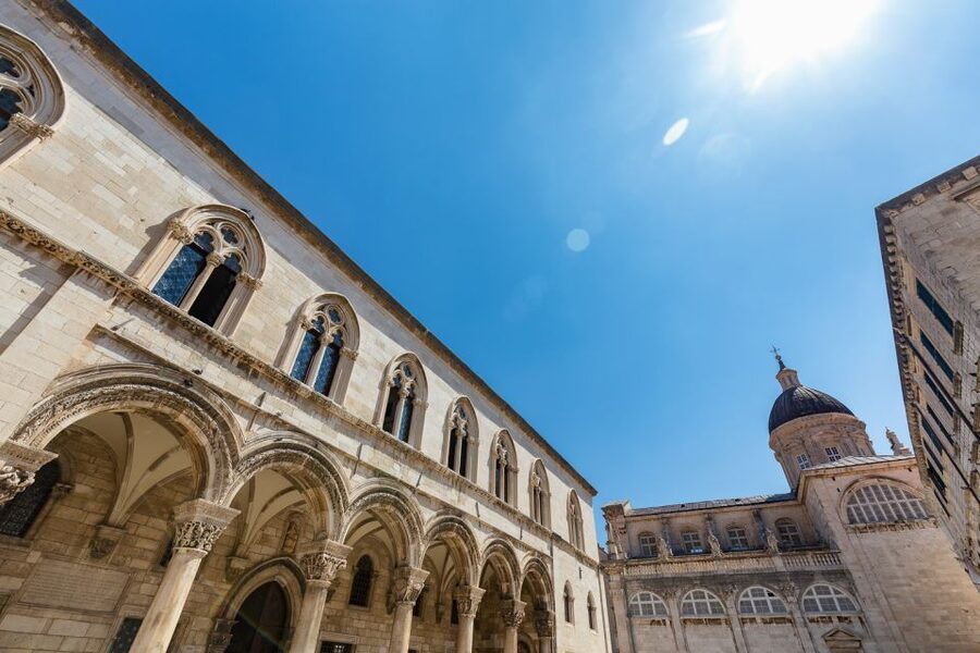 Dubrovnik: Old Town Walking Tour - Walking Comfort: Flat Pace, Real Shoes, and Sun Protection