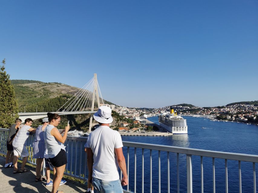 Dubrovnik: Panorama Tour with Free Time in the Old Town - Ombla River: a rare pause of greenery and spring water