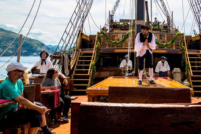 Dubrovnik Panoramic Cruise on a Wooden Galleon with a Live Show - The live show: captain and crew, period clothing, and kid-friendly pacing