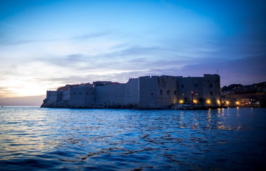 Dubrovnik: Panoramic Sunset Cocktail Cruise Around Old Town - Key highlights at a glance