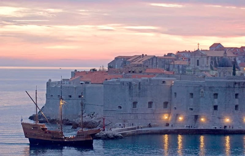 Dubrovnik: Panoramic Sunset Cruise on Karaka Ship - Booking smart: how to choose your departure time