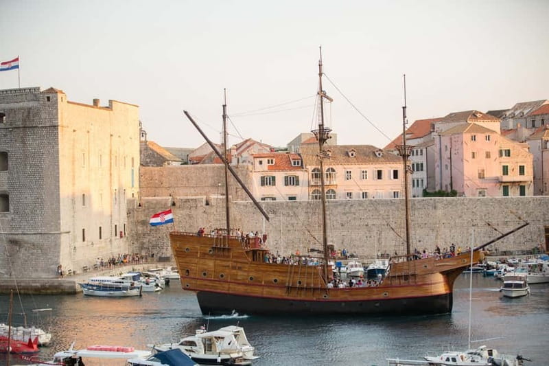 Dubrovnik: Panoramic Sunset Cruise on Karaka Ship - From Old Town to open water: why this cruise feels special