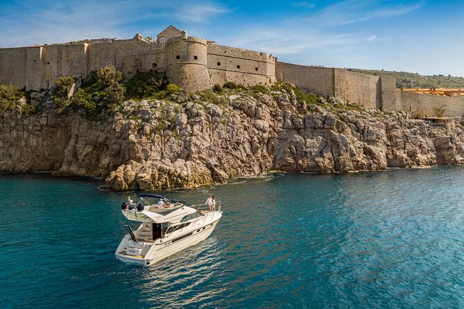 Dubrovnik: Private Boat Tours to Elaphite Islands - Snorkel gear, paddle boards, and the extra tech on board