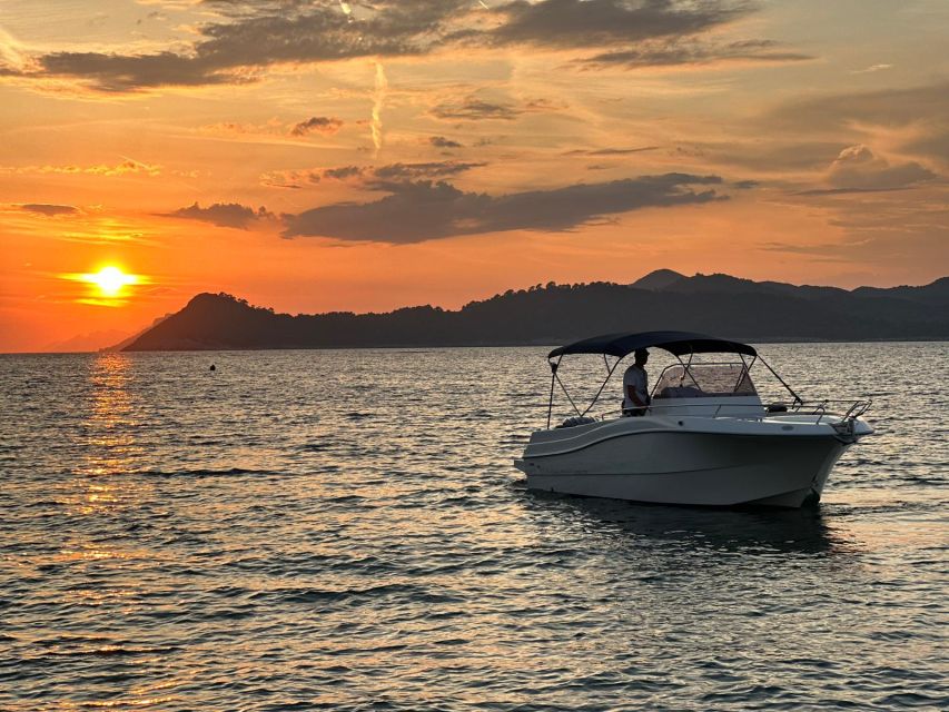 Dubrovnik: Private Elaphiti Islands and Blue Cave Tour - Why a private Elaphiti boat day feels so much better