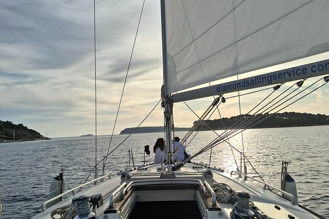 Dubrovnik : Private Sunset Tour around Old Town or Blue Cave - What’s Included on Board, and What You’ll Want to Bring