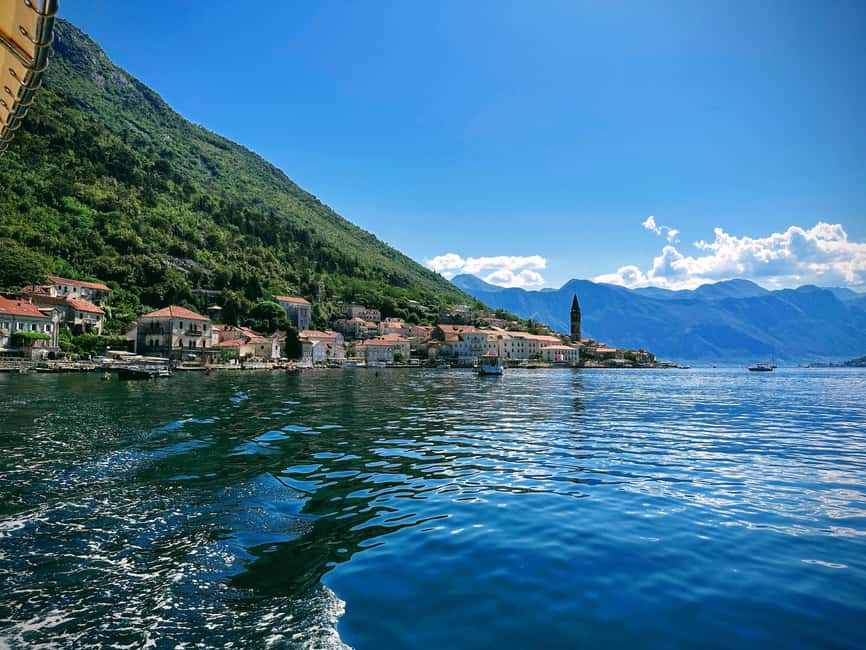 Dubrovnik: Private Tour to Montenegro, Kotor, and Perast - Early border timing is the real schedule builder
