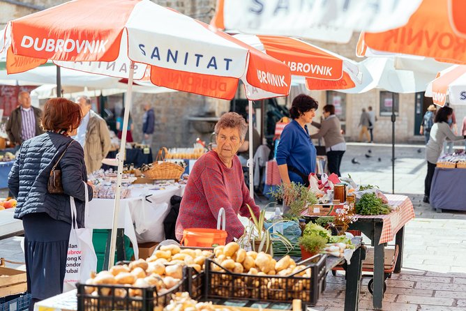 Dubrovnik's History with a Local: the Homeland War Stories Private Tour - Homeland War context, told street by street