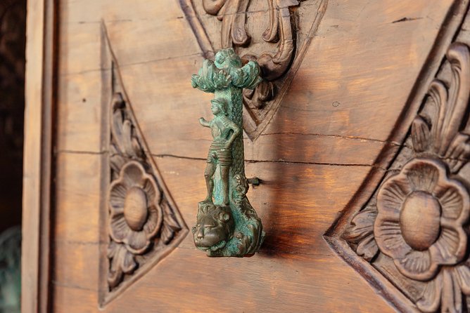Dubrovnik's History with a Local: the Homeland War Stories Private Tour - Memorial Room of the Defenders of Dubrovnik: photographs that stay with you