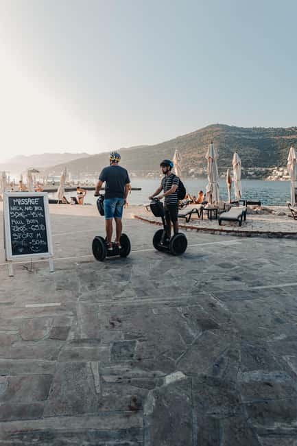 Dubrovnik: Segway - Hidden Bays & Promenade Guided Tour - Lapad Promenade to the Gruž port area, why the scenery changes so much