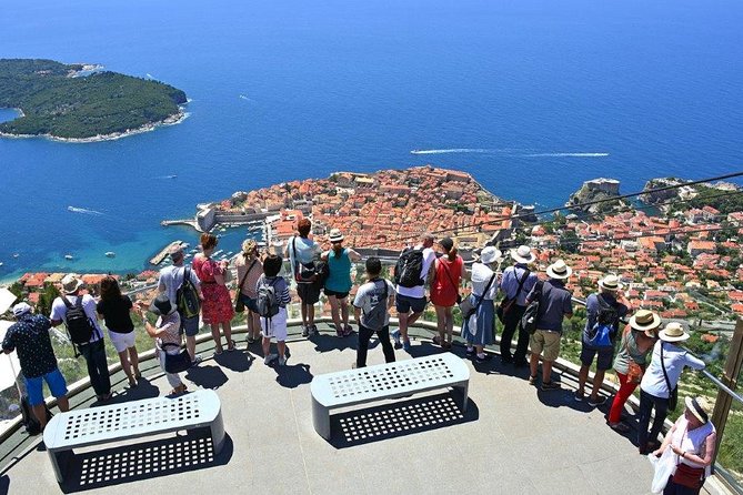 Dubrovnik Shore Excursion: Explore Dubrovnik by Cable Car (ticket included) - Getting your bearings on the Old Town streets
