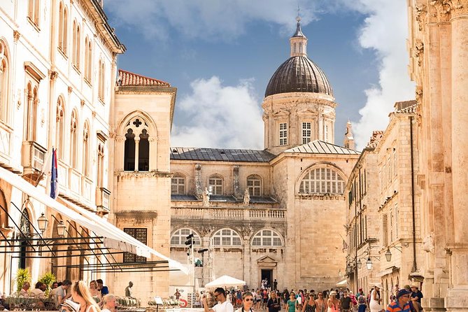 Dubrovnik Shore Excursion: Old Town Walking Tour - How crowded streets affect your experience, and what to do about it