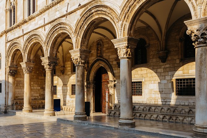 Dubrovnik Sightseeing With Cable Car Included From Dubrovnik - Starting at Pile Gate: Getting There Without Stress