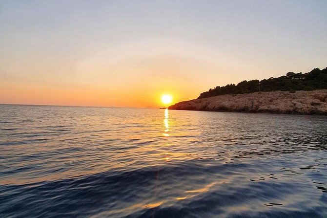 Dubrovnik Speedboat Quicksilver 675 Private Tours - Why a Quicksilver 675 speedboat makes Dubrovnik’s coast feel easy