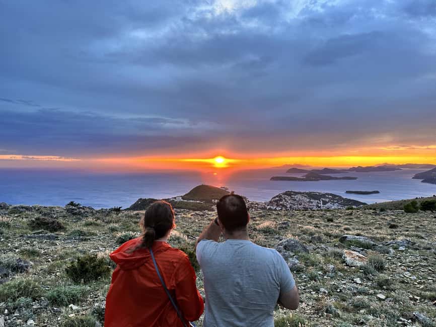 Dubrovnik Sunset Mountain Tour With Wine - Sunset from Srđ: the payoff over the west side islands