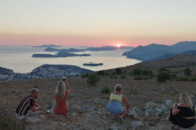 Dubrovnik sunset panorama & wine - Who this Dubrovnik sunset panorama and wine tour fits best