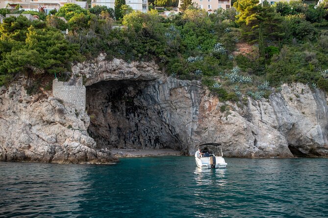 Dubrovnik Sunset Tour By Boat With Local - Fort Lovrijenac, Dubrovnik’s Gibraltar above the western wall