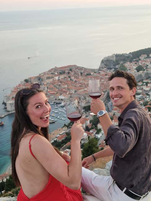 Dubrovnik: Sunset Wine Tasting At Panorama Point - Panorama Point: what the tasting moment actually feels like