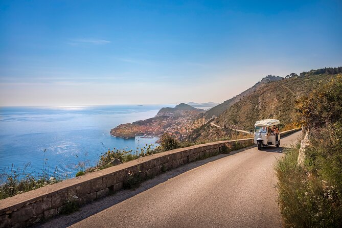 E-Tuk Tuk Tour in Dubrovnik - Srđ viewpoints: how to use the mountain time for real photos