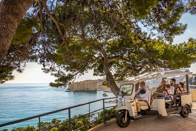E-Tuk Tuk Tour in Dubrovnik - Weather, film crews, and other real-world wrinkles
