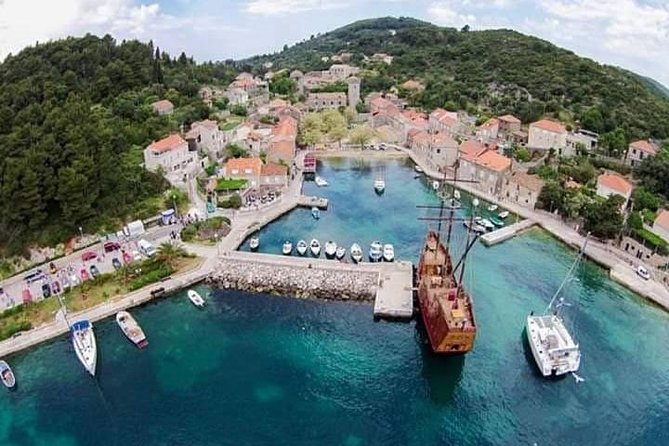 Elafiti Islands Private Tour with Fisher 20 Speedboat - Stop 4: Šunj Beach (white sand, shallow clear water, bars)