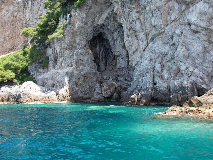 Elaphite Islands Cruise and Blue Cave Snorkeling Boat Tour - Why This Elaphite Islands Day Feels Like the Best Kind of Small-Group Time