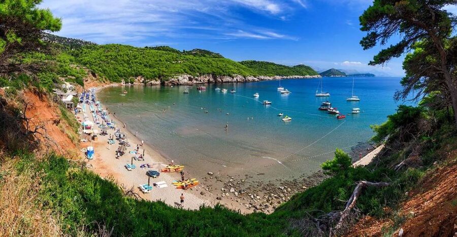 Elaphite Islands Cruise and Blue Cave Snorkeling Boat Tour - Blue Cave Snorkeling: The 45-Minute Stop That Sets the Mood