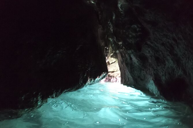 Elaphiti Island private boat tour - The Crew Makes It Personal, Especially with Kids