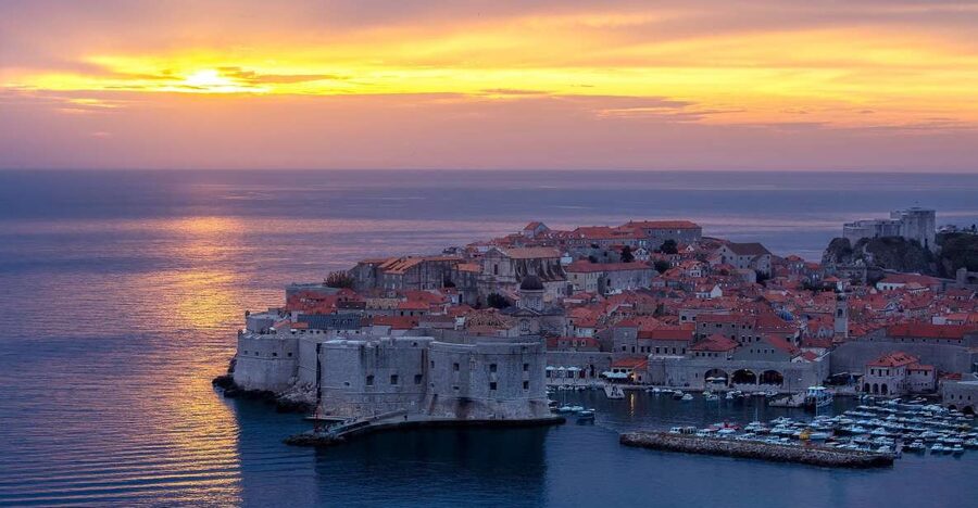 From Dubrovnik: Golden Hour Sunset Cruise with Free Drinks - The views you came for: UNESCO walls and a real sunset sky