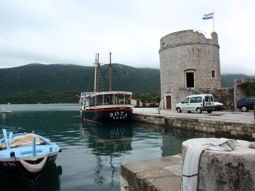 From Dubrovnik: Mali Ston Oyster Paradise Tour with Transfer - Dubrovnik to Ston: the ride that sets the mood