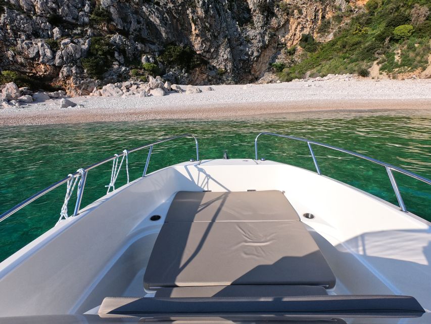 From Dubrovnik: Pvt Speedboat Cruise to Mljet&Sipanska Luka - Sipan and Sipanska Luka Bay: protected harbor, pine woods, and old stones