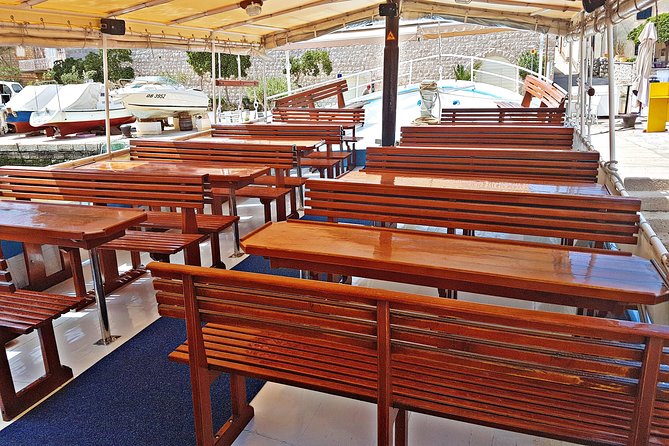 Full-Day Dubrovnik Elaphite Islands Cruise with Lunch and Drinks - Boat vibe, staffing, and how to plan if you do not love crowds