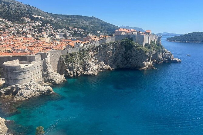 Game of Thrones & the Old City Grand Tour in Dubrovnik - Iron Throne replica photo: included, but plan for timing