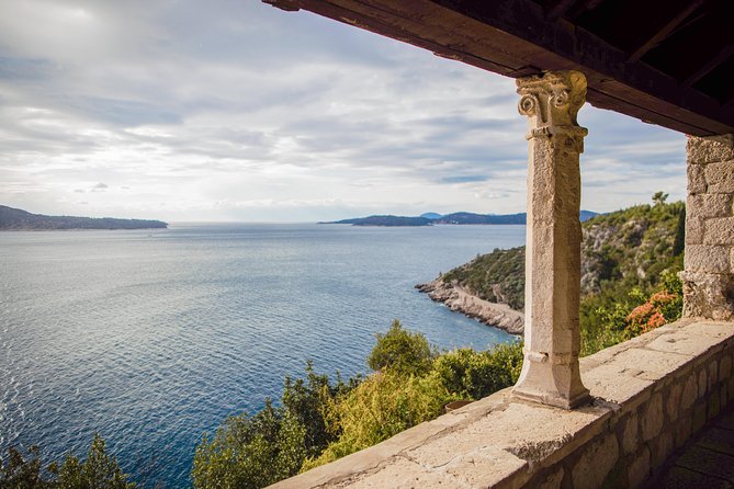 'Game of Thrones' Walking Tour in Dubrovnik - Old Town walking stretch: filming streets and guide-led storytelling