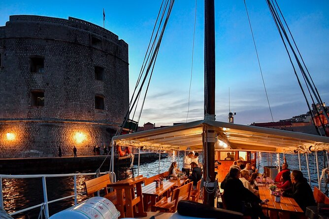 Gastro Cruise | Dinner and Boat ride around Dubrovnik Old Town - Small details that can make or break your evening
