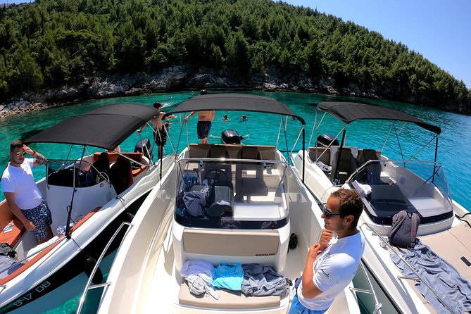 Half-Day Elafiti Islands Private Speed Boat Tour by Quicksilver 675 - Stop 4: Heading Back Toward Gruž With Island Views