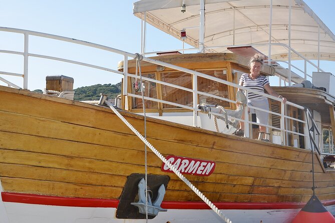 Island Hopping & City Walls Cruise with Food and Open Bar - Boat Comfort, Seasickness Options, and Timing That Helps