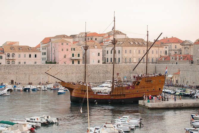 Karaka - The Best Dubrovnik Sunset Cruise (adults only) - Getting to Mali Muo and not missing boarding (the 5-minute cutoff)