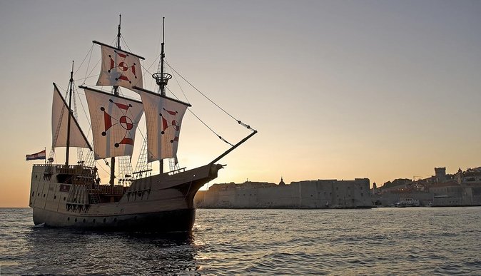 Karaka - The Best Dubrovnik Sunset Cruise (adults only) - What you actually see: Dubrovnik’s walls by sea, then Lokrum off to the side