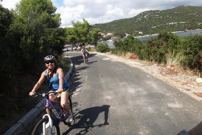 Kayak and Bike Tour to Sipan island from Lopud - Lunch in Luka and free time by the sea on Šipan