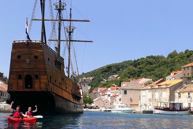 Kayak and Bike Tour to Sipan island from Lopud - Sudurad to Luka by bike, quiet roads and garden scenery