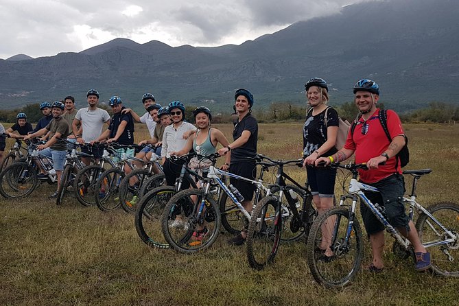 Konavle Biking and Culture Discovery Tour from Dubrovnik - Snacks, wine tasting, and how the food fits the day
