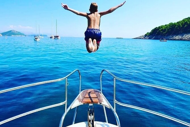 Luxury Private Boat Trip to the Elaphiti Islands from Dubrovnik - Sjekirica Beach: a quick, clear-water snorkeling moment