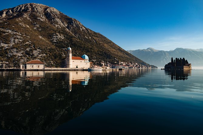Montenegro Full-Day Trip from Dubrovnik with Optional Boat Trip - The guide factor: info helps, but timing and sound matter