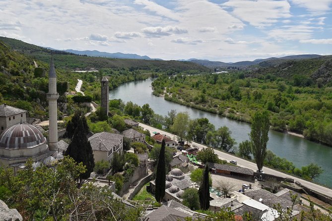 Mostar, Kravice Waterfalls, Počitelj & Blagaj - BiH Private Tour - Mostar and the Old Bridge area: two hours plus lunch time