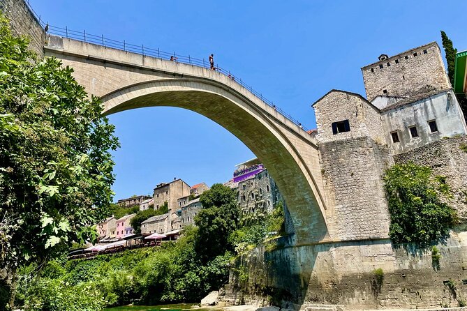 Over the Bridge to the Falls (Mostar) - What the guide experience feels like on this route