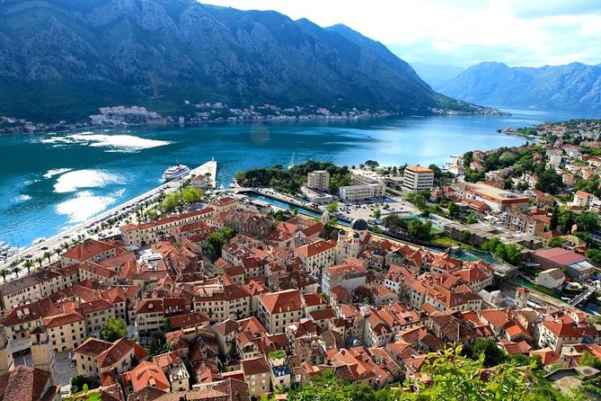 Peljesac Wine and Gastro Tour from Dubrovnik - What to bring and how to dress for a full coastal day