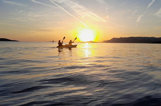 'Pomalo' Sunset Guided Kayak Tour in Cavtat - The swim and the photos, two things that make it feel special